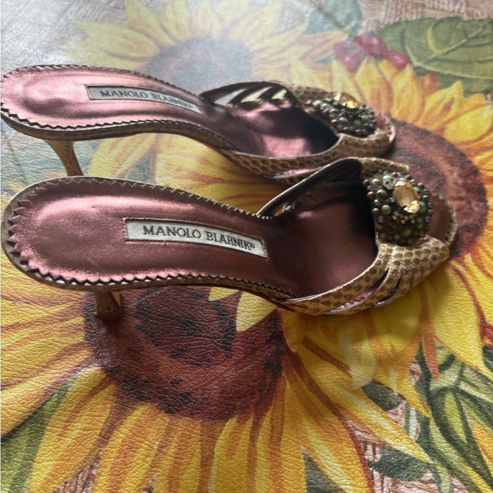 Manolo Blahnik Pink and Gold Embellished Heels